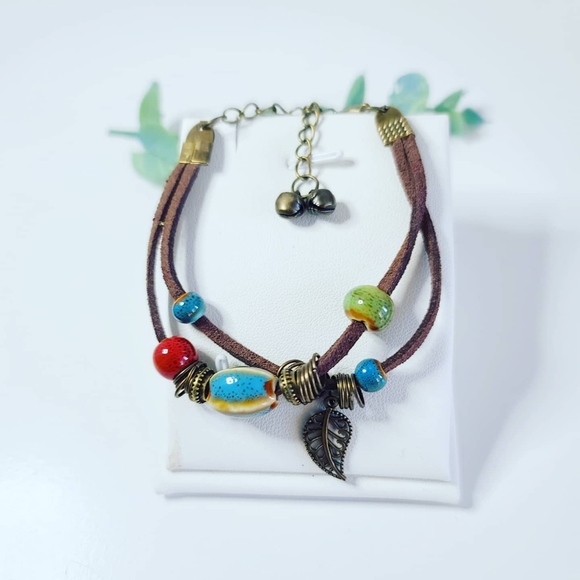 Cute vegan leather double bracelet with charms - Picture 2 of 3